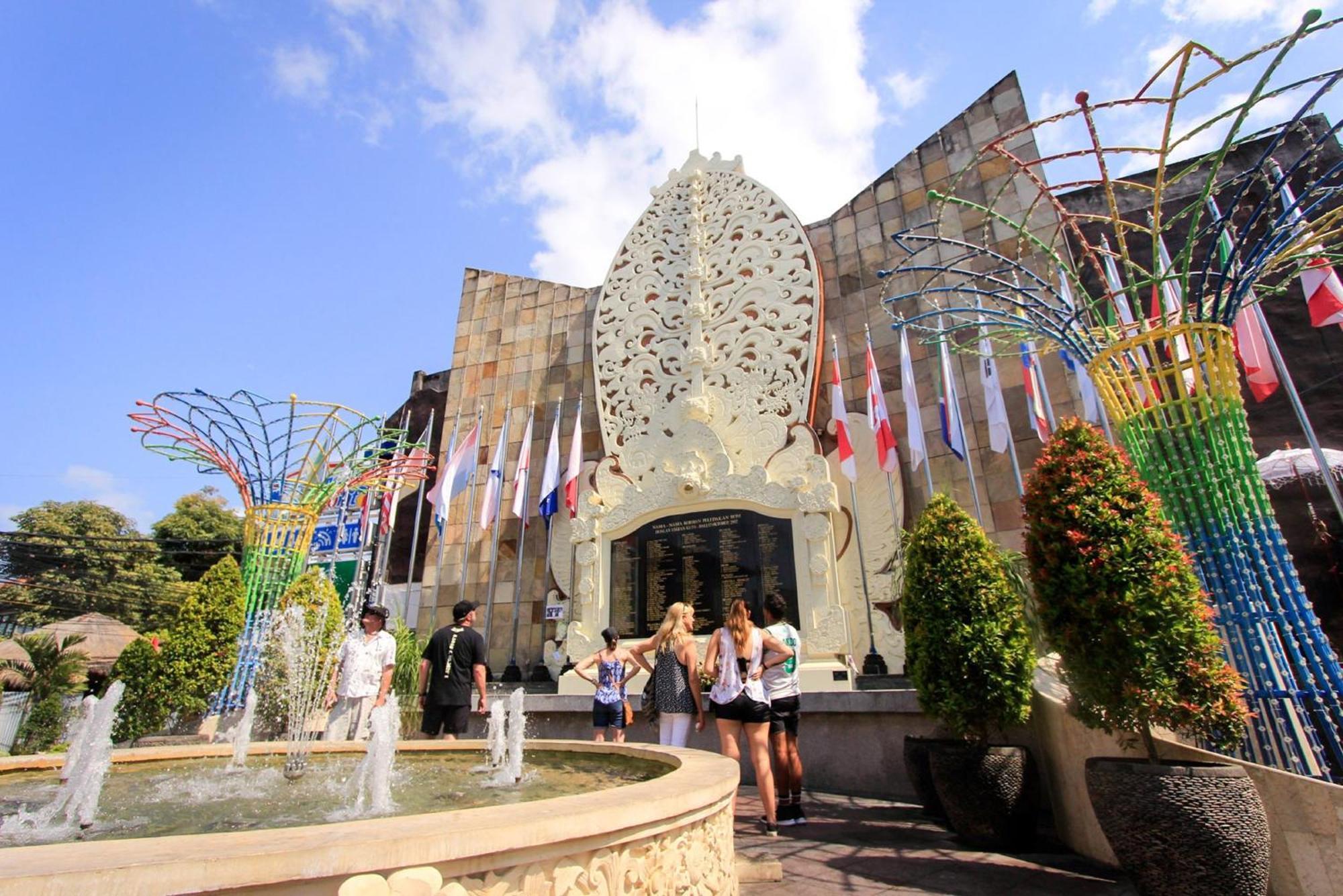 Swiss-Belexpress Kuta Legian Hotel Kültér fotó