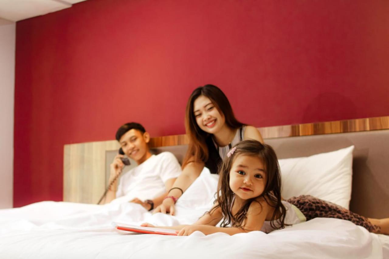 Swiss-Belexpress Kuta Legian Hotel Kültér fotó