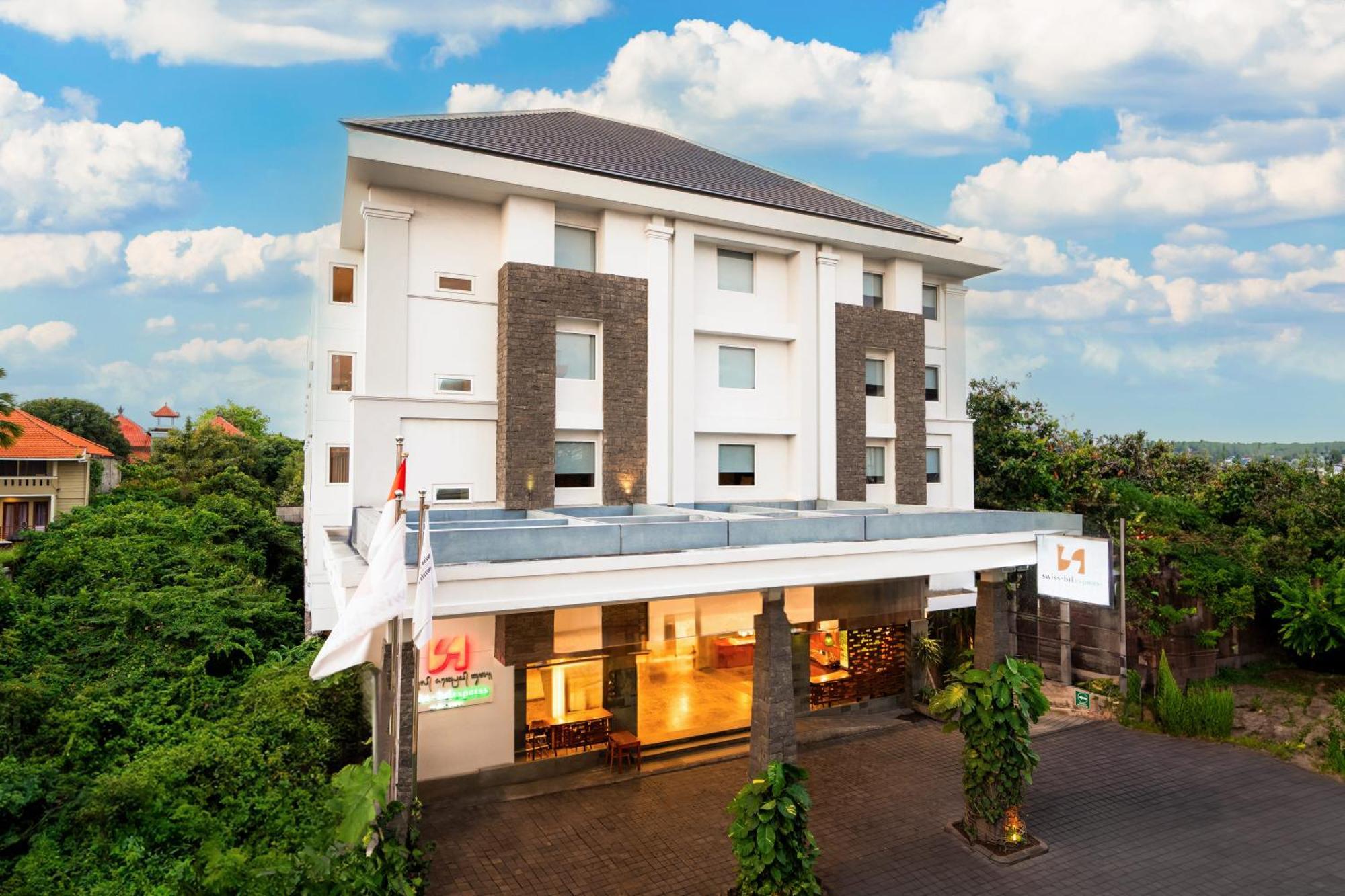 Swiss-Belexpress Kuta Legian Hotel Kültér fotó